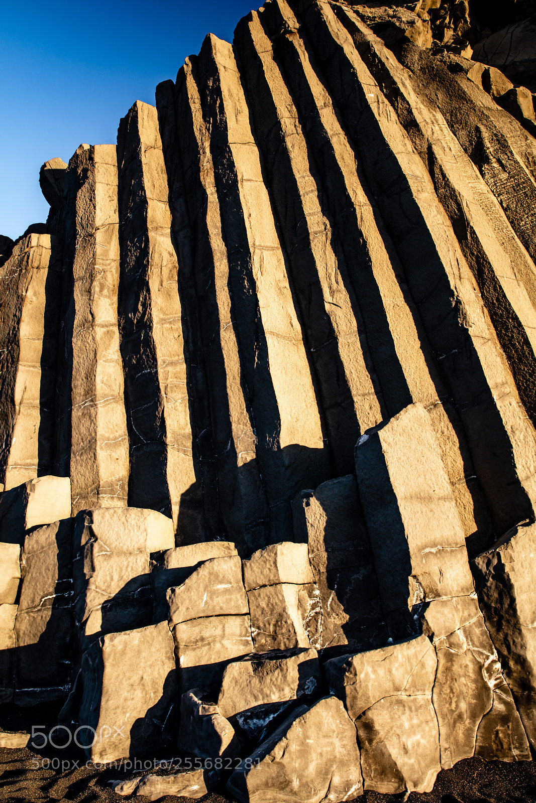 Canon EOS 5DS R sample photo. Golden pillars photography