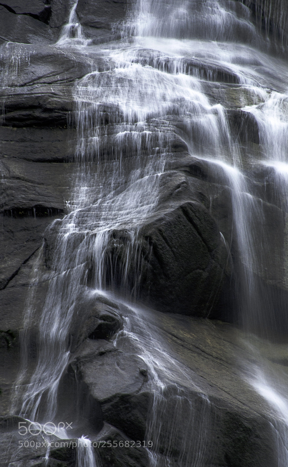 Sony Alpha DSLR-A100 sample photo. Cascade photography