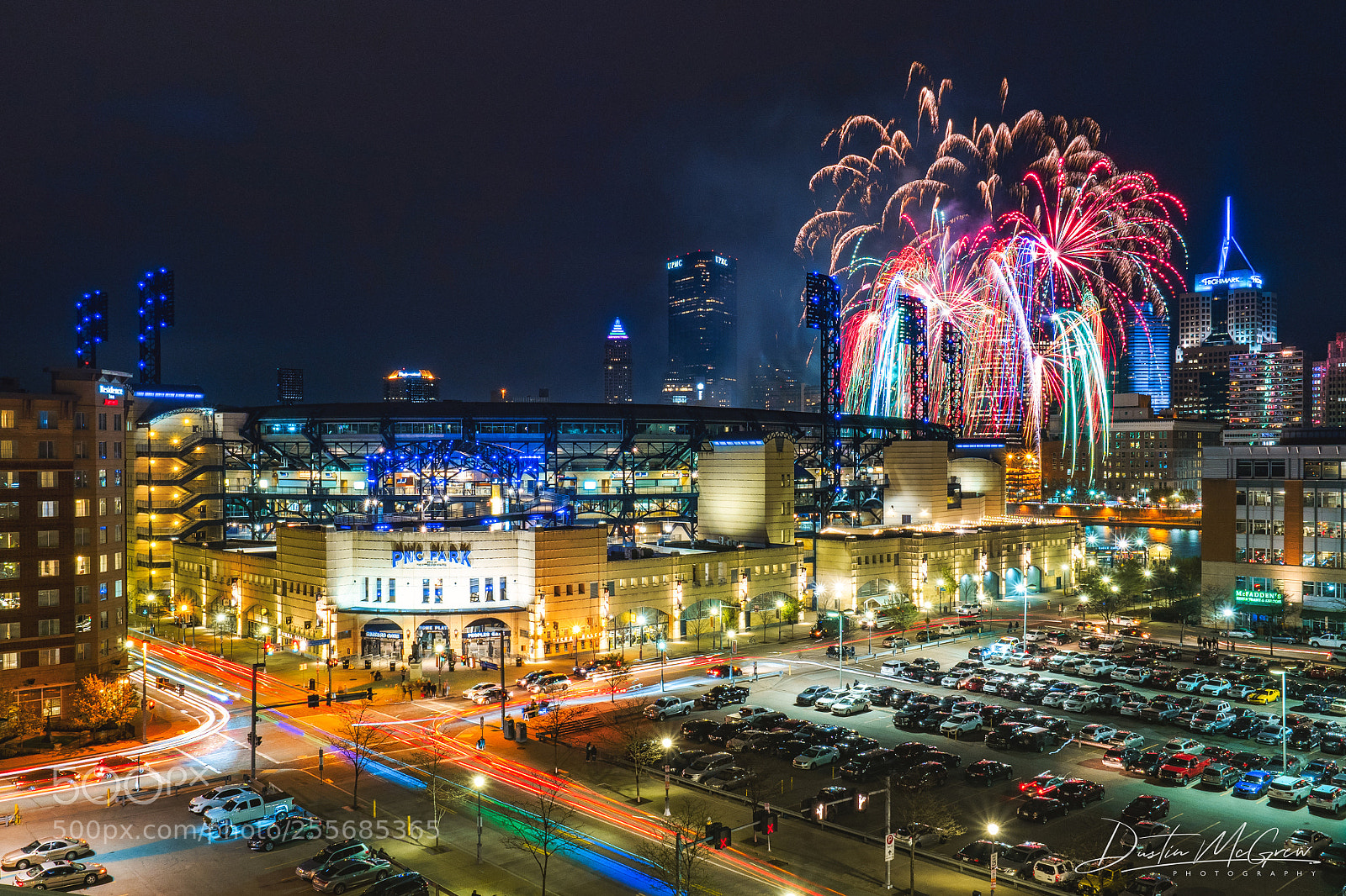 Olympus OM-D E-M1 Mark II sample photo. Pnc park fireworks photography