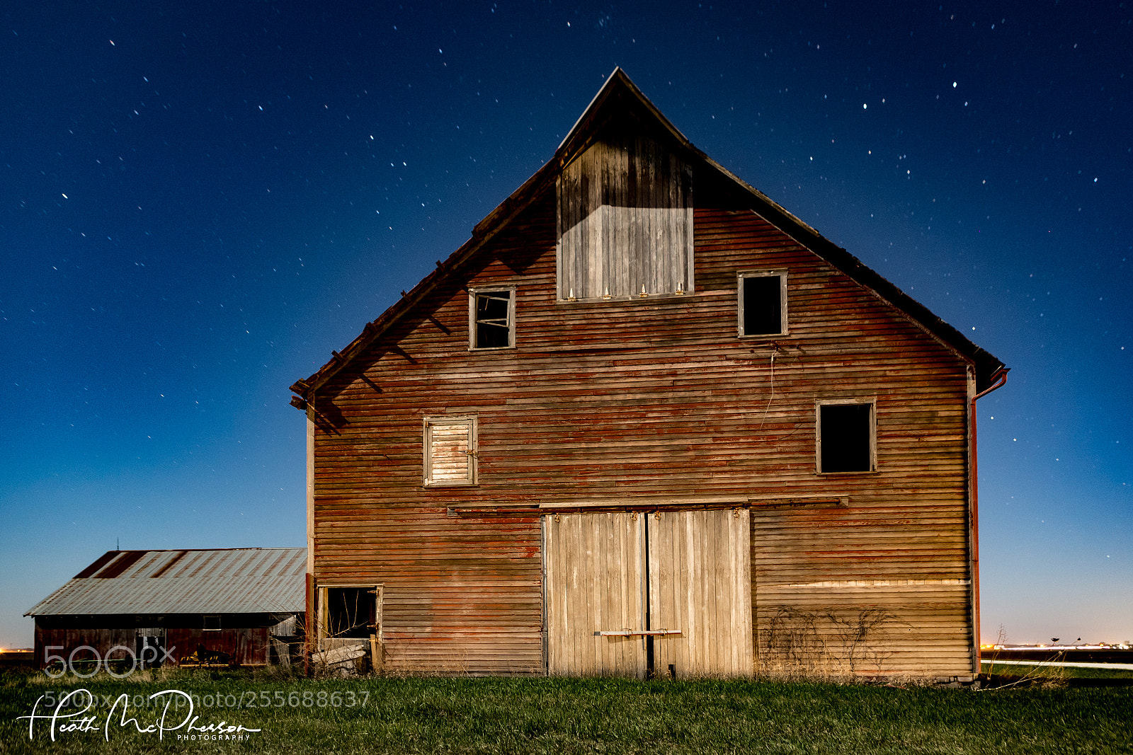 Canon EOS 6D sample photo. Starlit barn photography