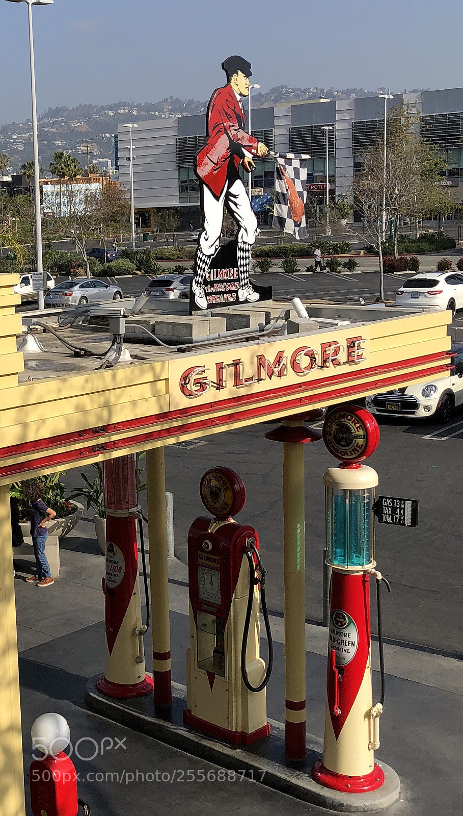 Apple iPhone X sample photo. First gas station in photography