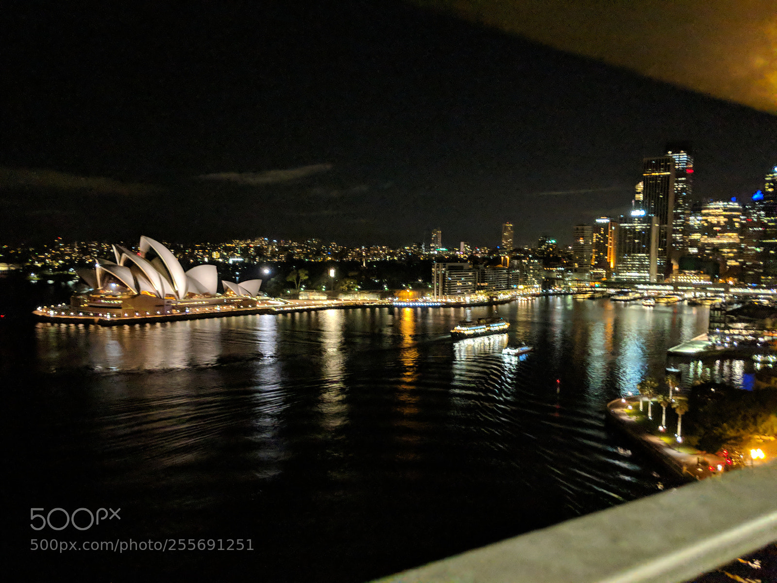 Google Pixel 2 XL sample photo. Harbour walk. nightlife! photography