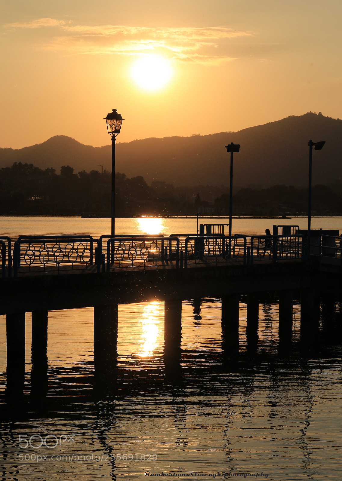 Canon EOS 7D Mark II sample photo. Sunset on the lake photography
