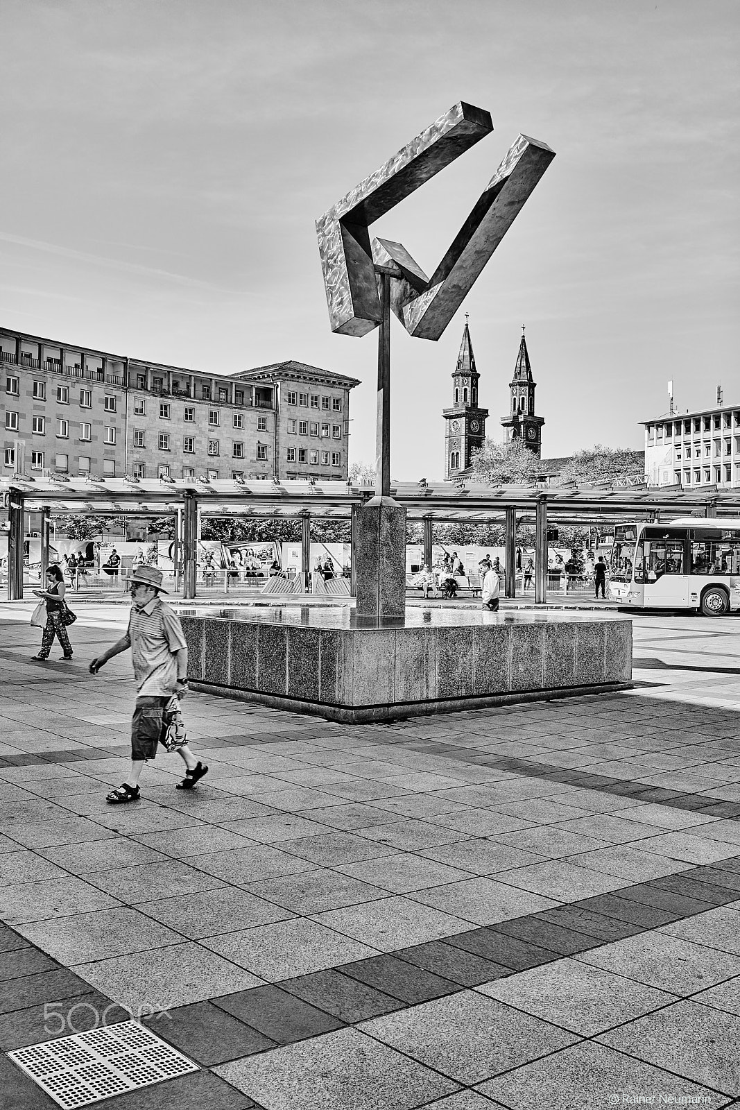 Sony Cyber-shot DSC-RX1R II sample photo. Berliner platz b&w photography