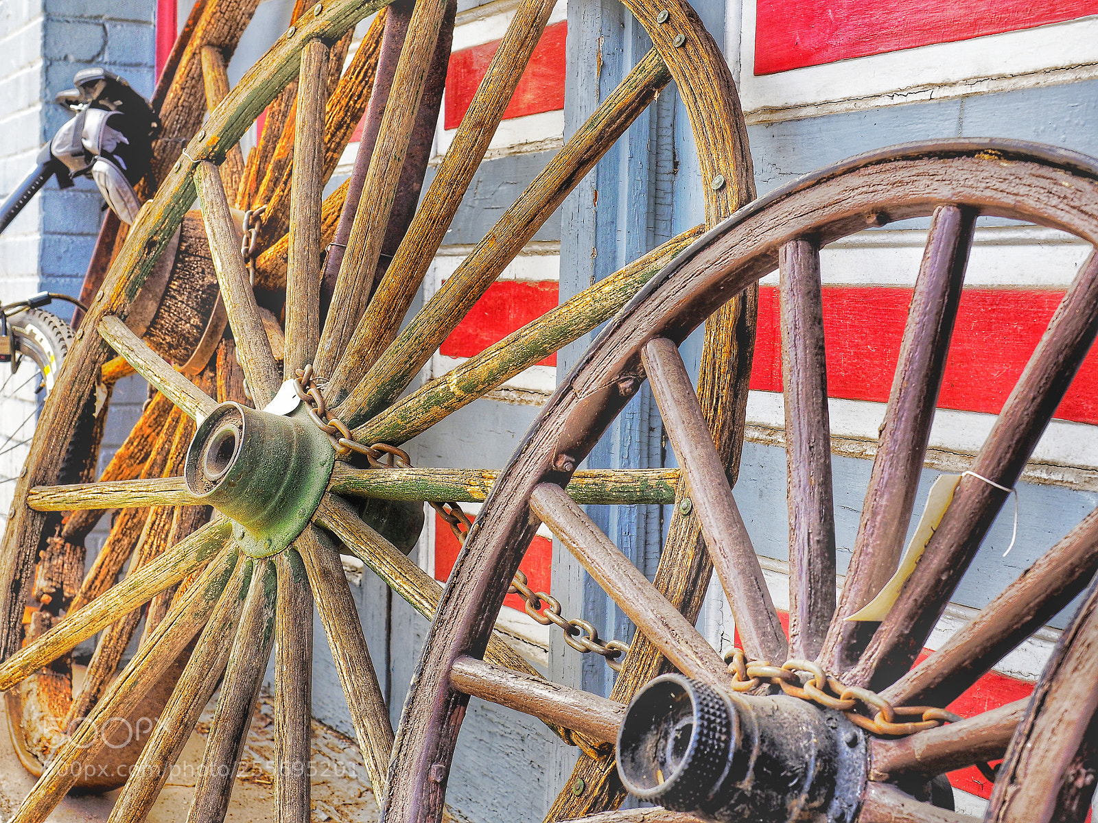 Olympus OM-D E-M10 II sample photo. Afternoon in manitou springs photography