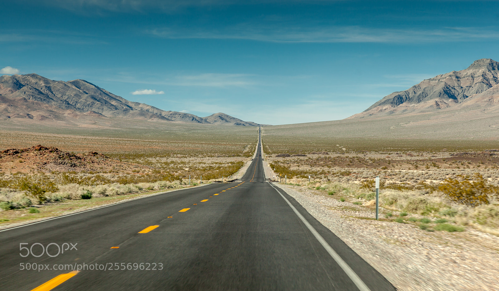 Canon EOS 5D Mark II sample photo. On the road to photography