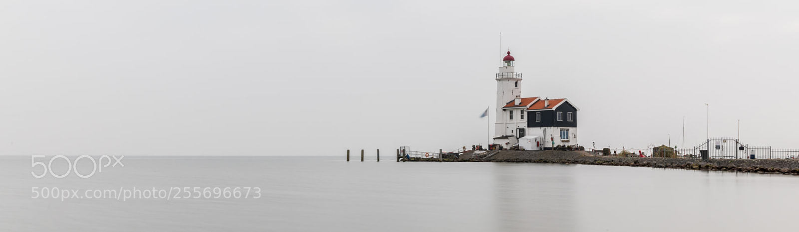 Canon EOS 5D Mark IV sample photo. Silence in grey photography