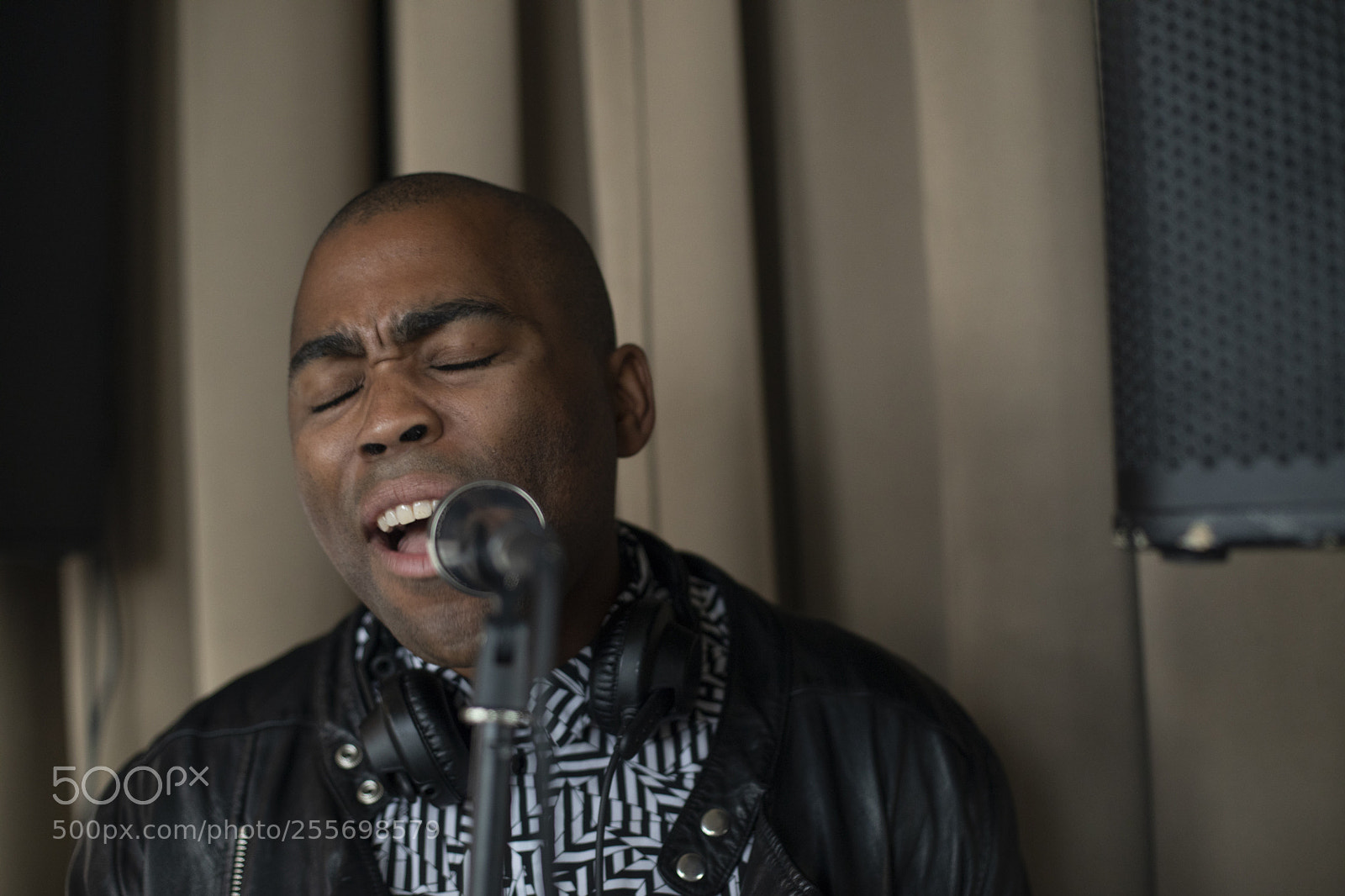 Canon EOS 5D Mark IV sample photo. Soulful - sean  photography