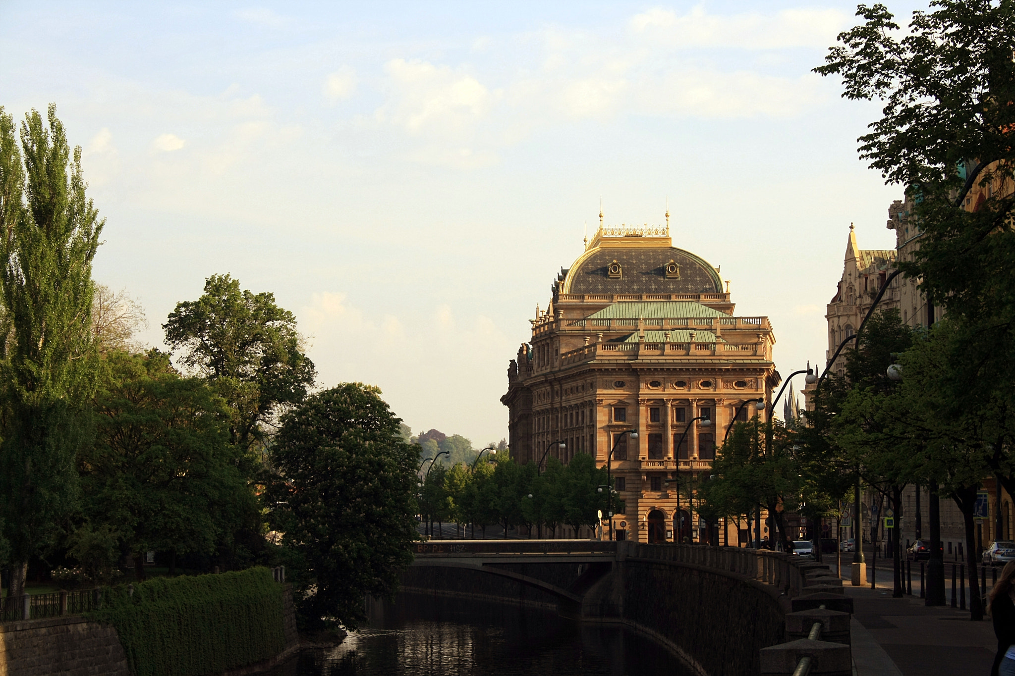 Canon EF-S 18-55mm F3.5-5.6 II sample photo. Morning prague, czech republic1 photography