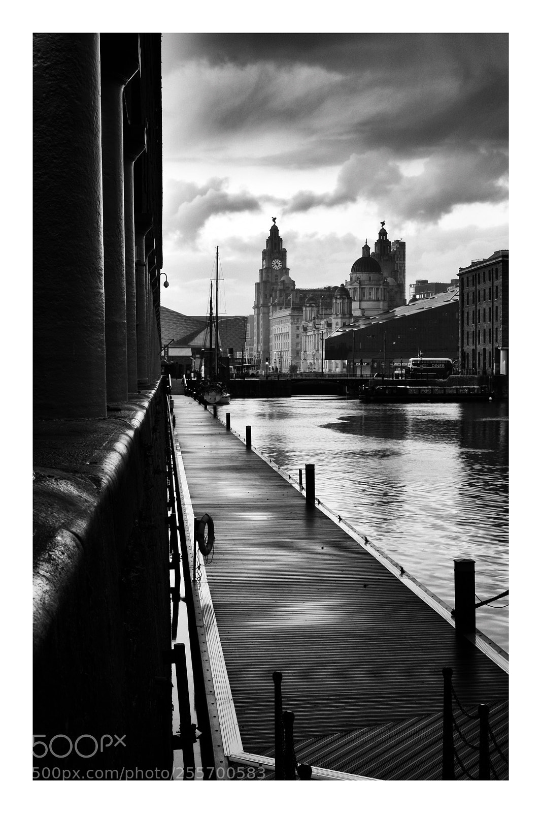 Fujifilm X-T2 sample photo. Liverpool  photography