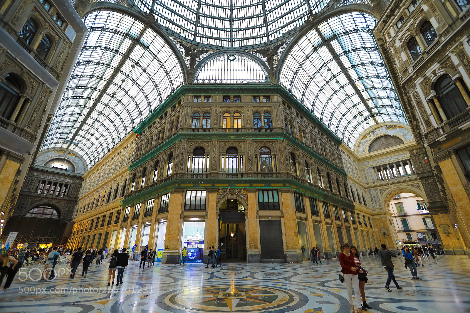 Canon EOS 5D Mark IV sample photo. Naples photography