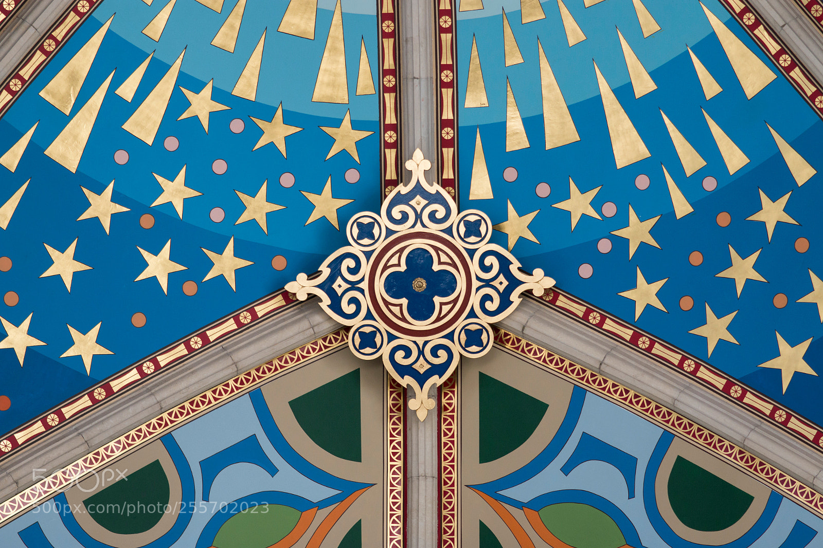 Canon EOS 70D sample photo. Colourful vault photography