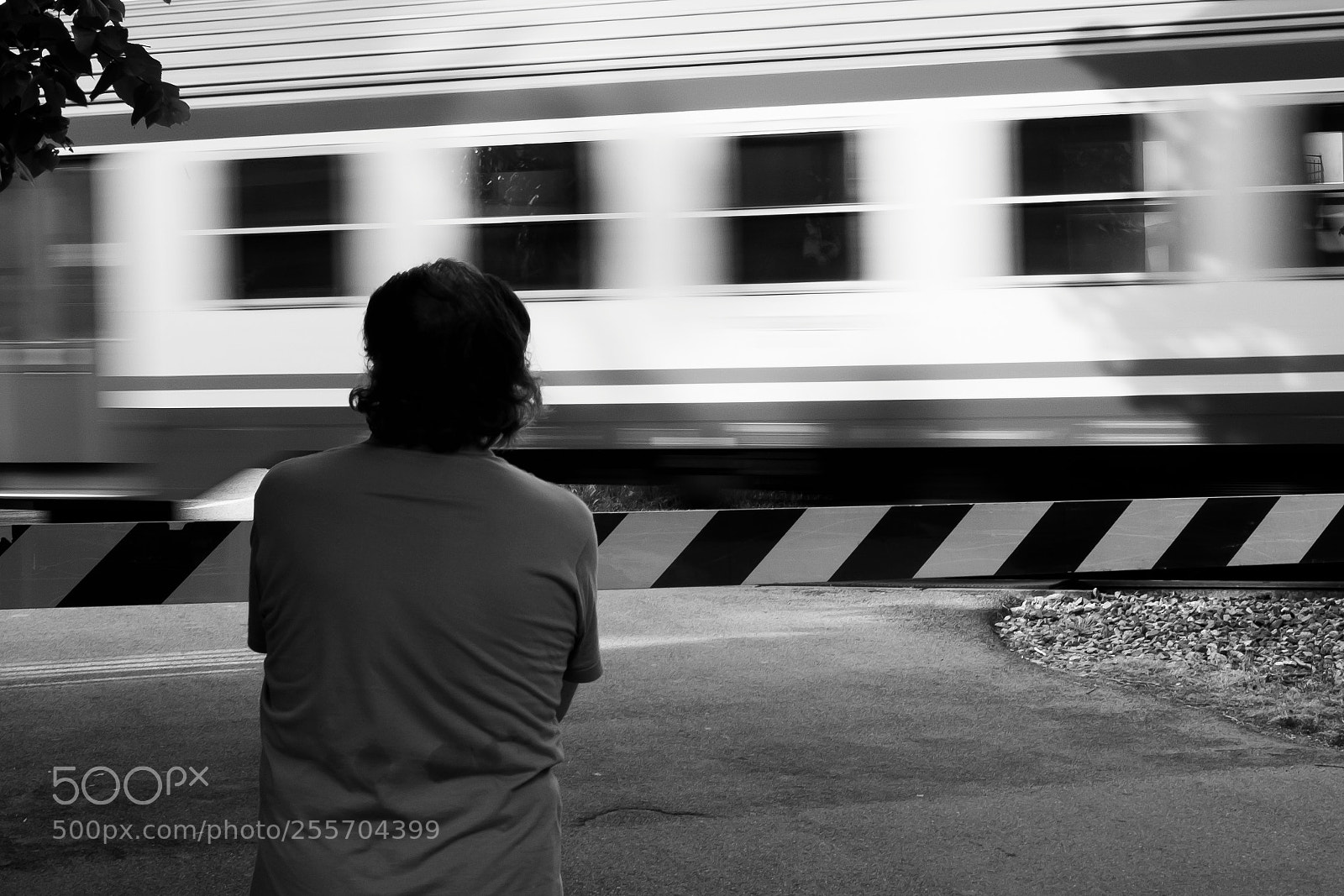 Fujifilm X100T sample photo. Train spotting photography