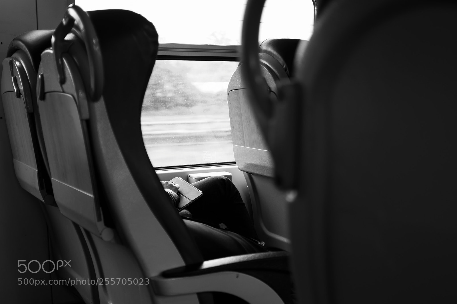 Fujifilm X100T sample photo. She travels alone photography