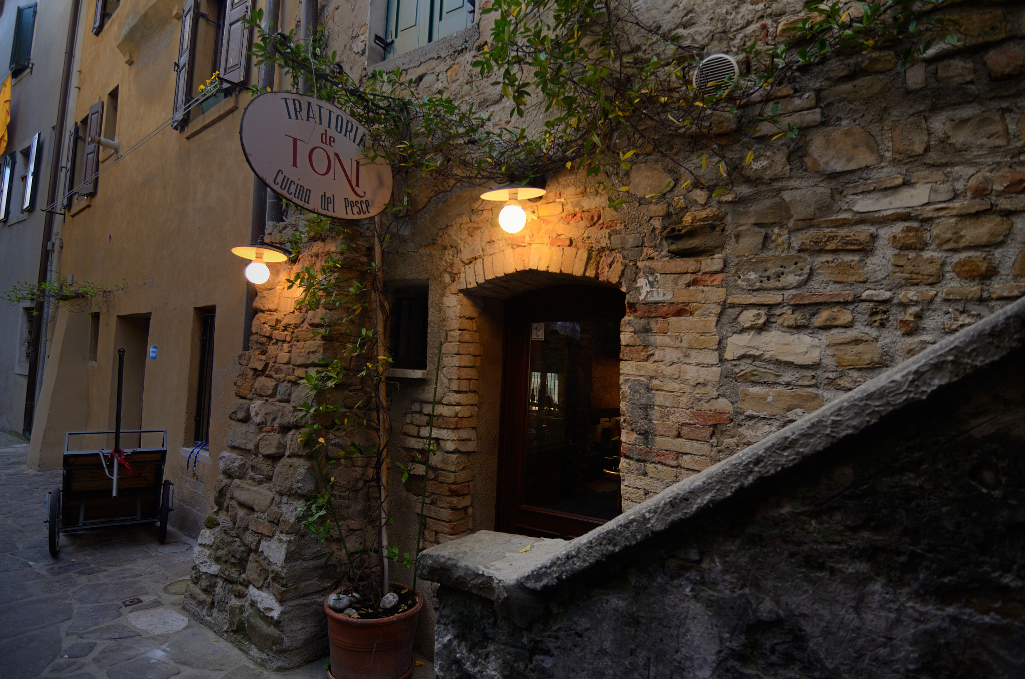 Nikon D7000 sample photo. Old town photography