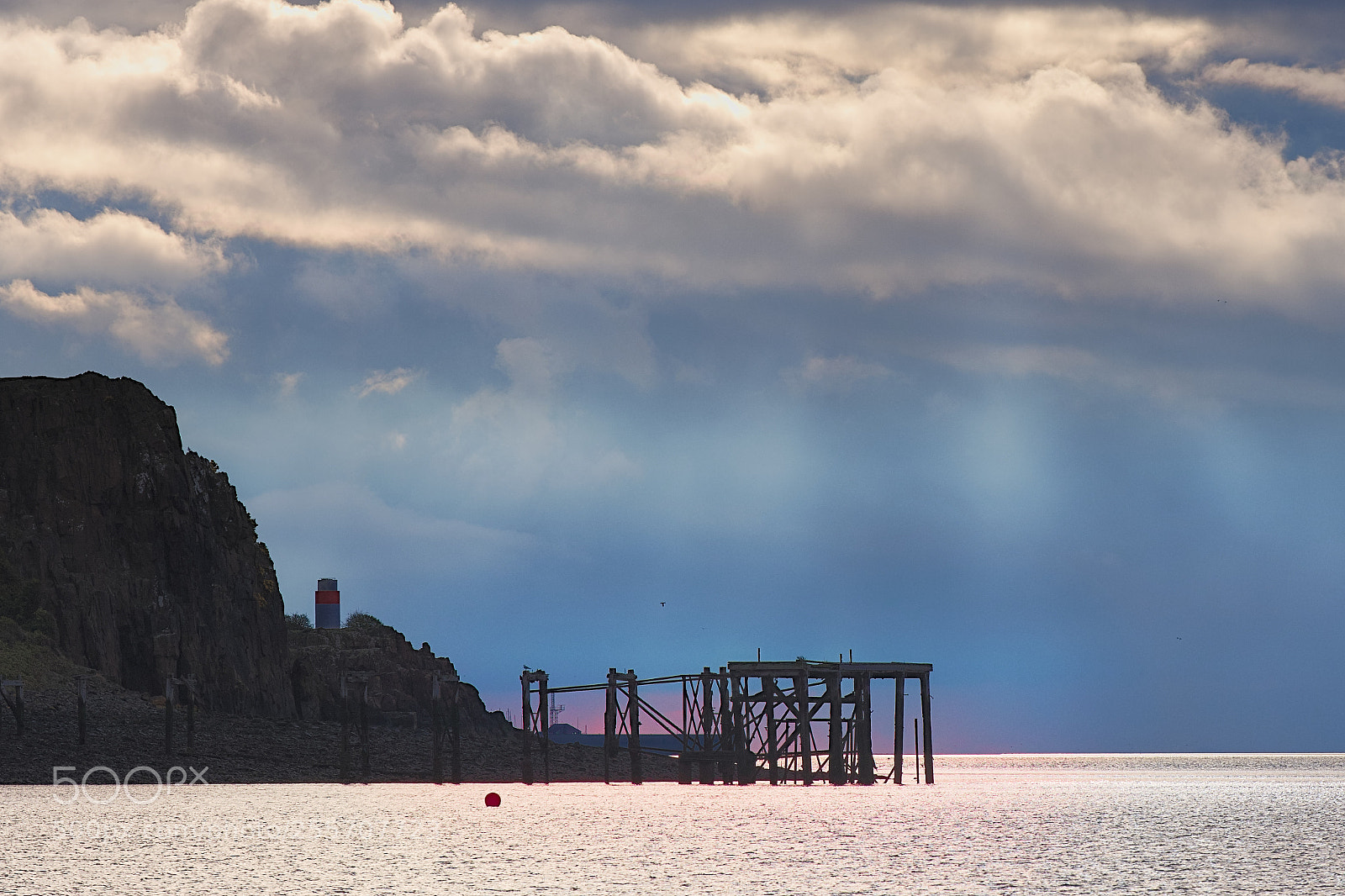 Fujifilm X-T2 sample photo. Morning light at hawkcraig photography