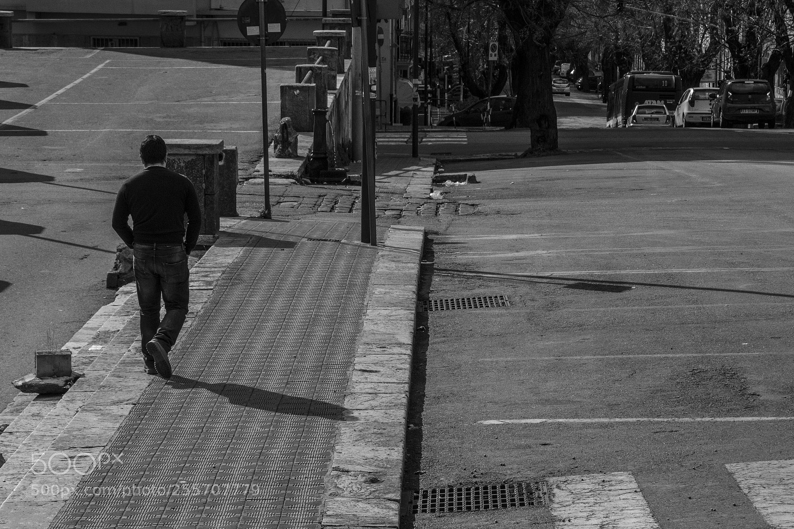 Canon EOS 600D (Rebel EOS T3i / EOS Kiss X5) sample photo. B () photography