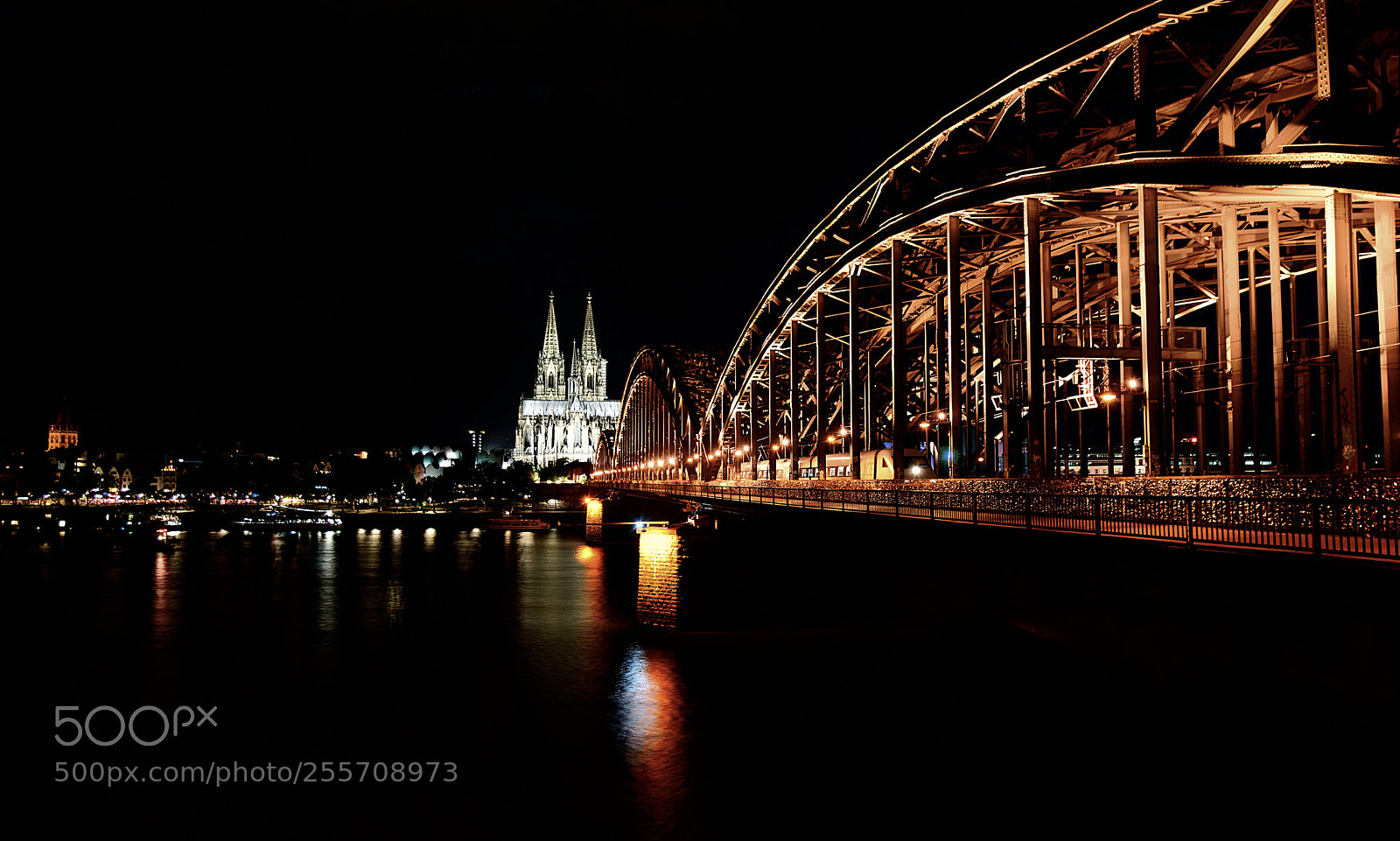 Nikon D850 sample photo. Cologne by night photography