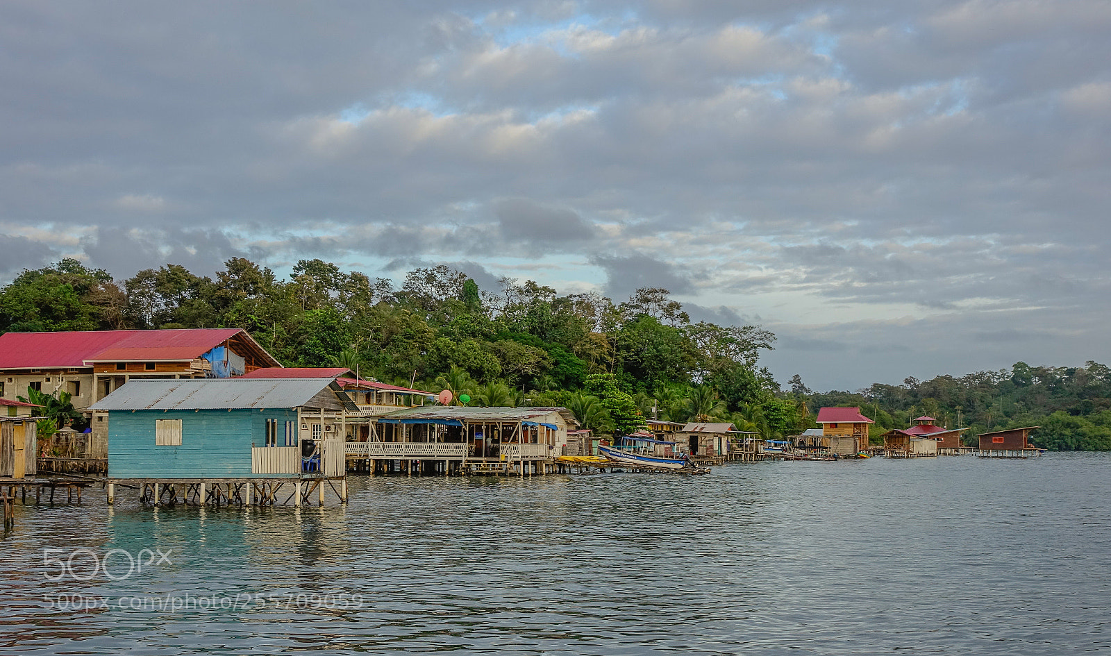 Sony Cyber-shot DSC-RX10 sample photo. Floating houses at a photography
