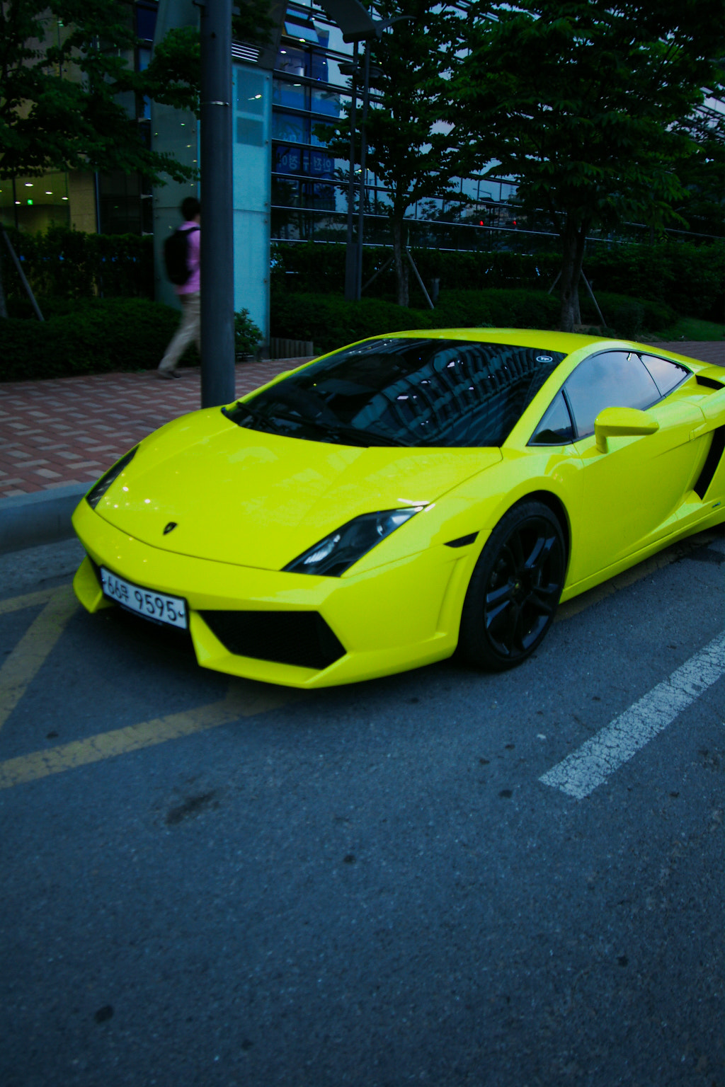 Pentax *ist D sample photo. Yellow lamborghini photography