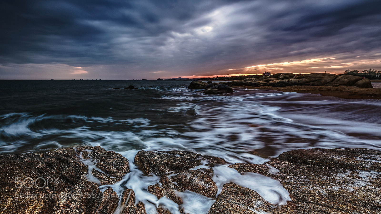 Canon EOS 5DS R sample photo. The last light  photography