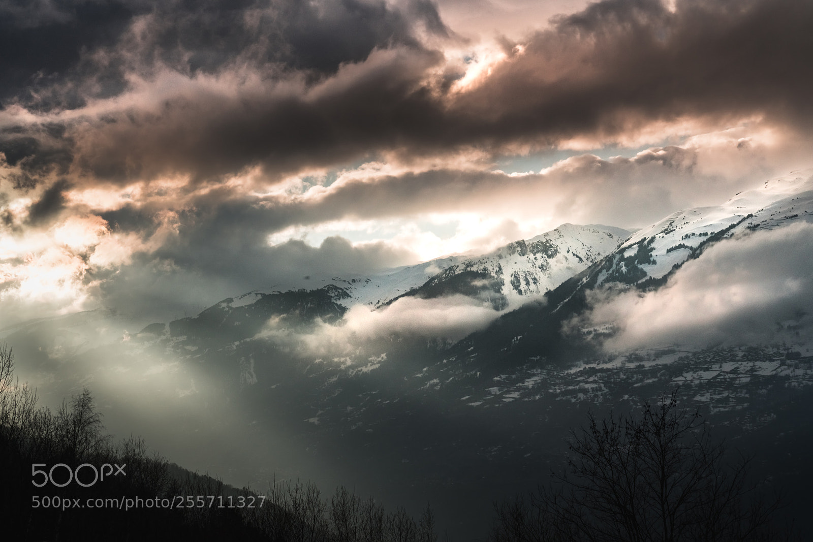 Sony a7R III sample photo. Montchavin evening sun photography