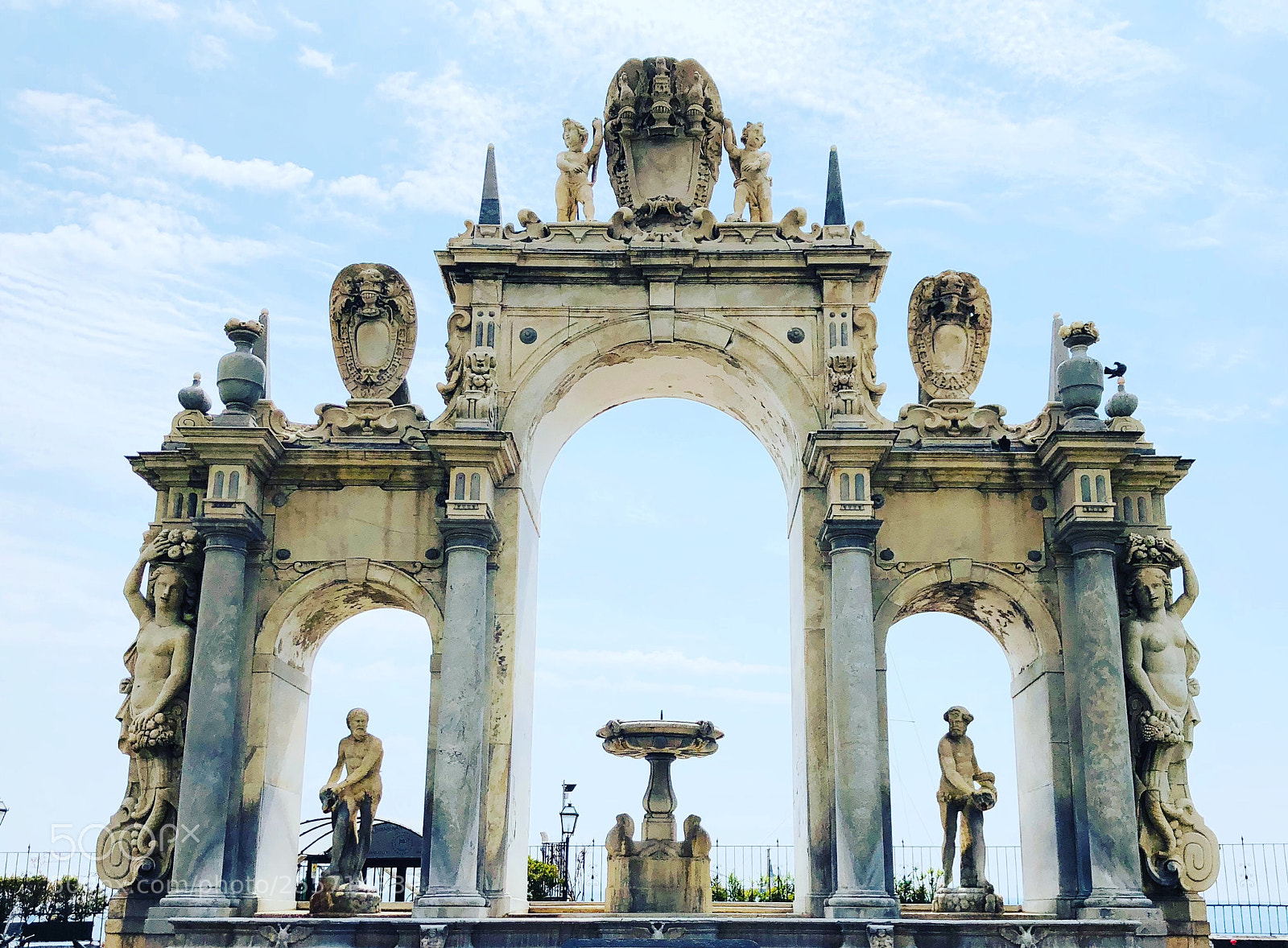 Apple iPhone X sample photo. Fontana del gigante, via photography