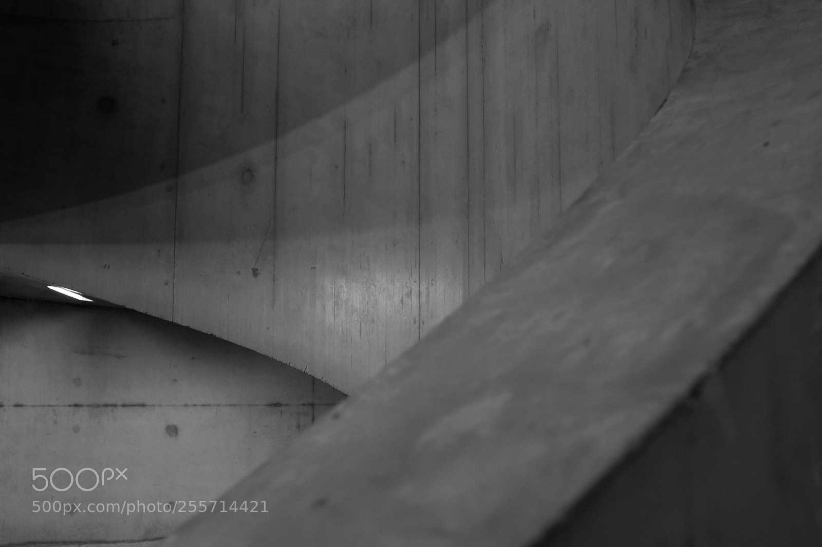 Fujifilm X100F sample photo. Grey photography