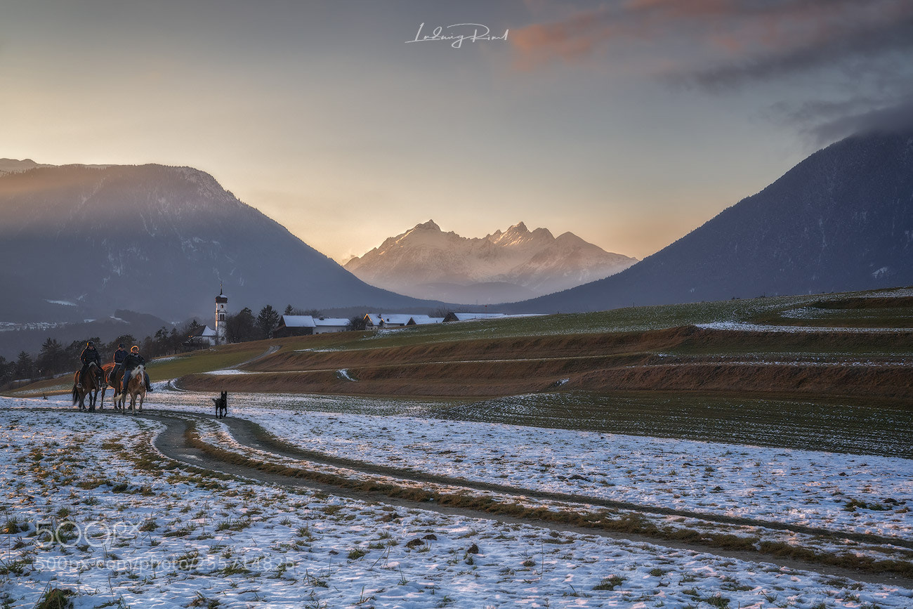 Sony a7R II sample photo. Evening ride photography