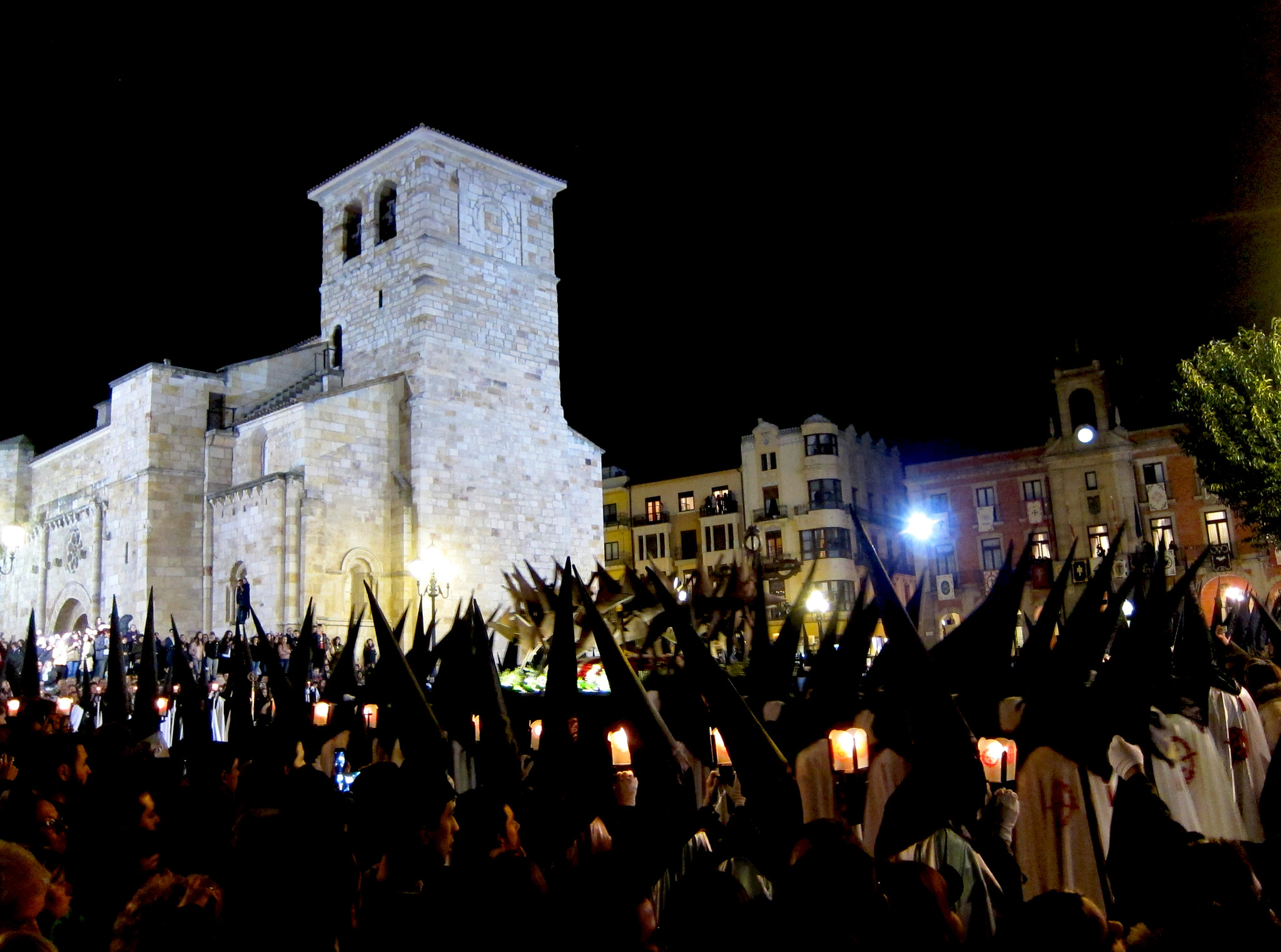 Canon PowerShot S95 sample photo. Semana santa de zamora photography