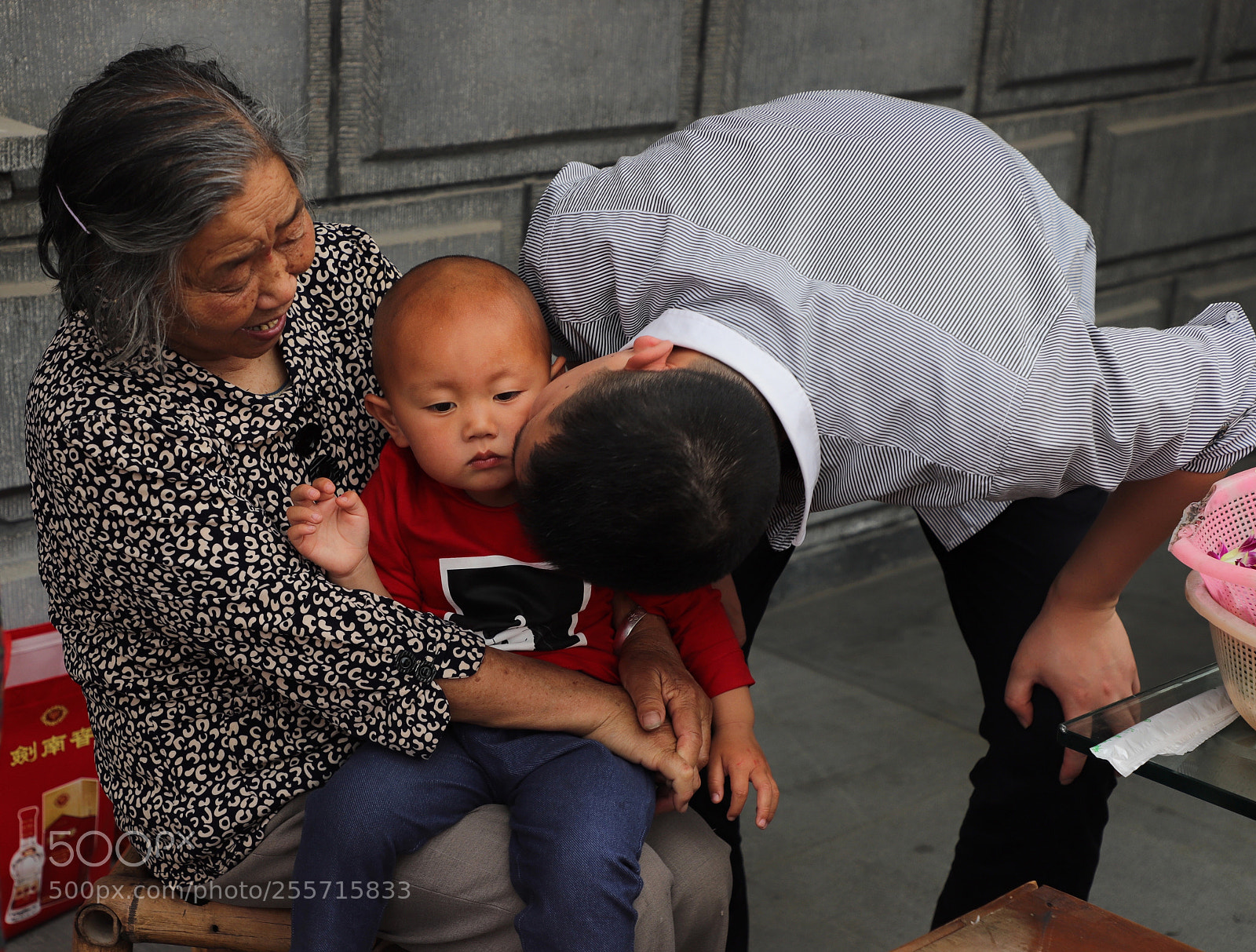 Canon EOS 6D Mark II sample photo. “亲亲我的宝贝” photography