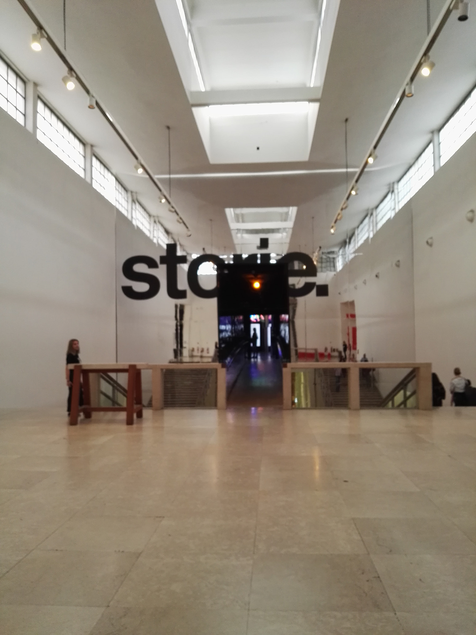 HUAWEI P8 sample photo. Triennale museum in milan photography