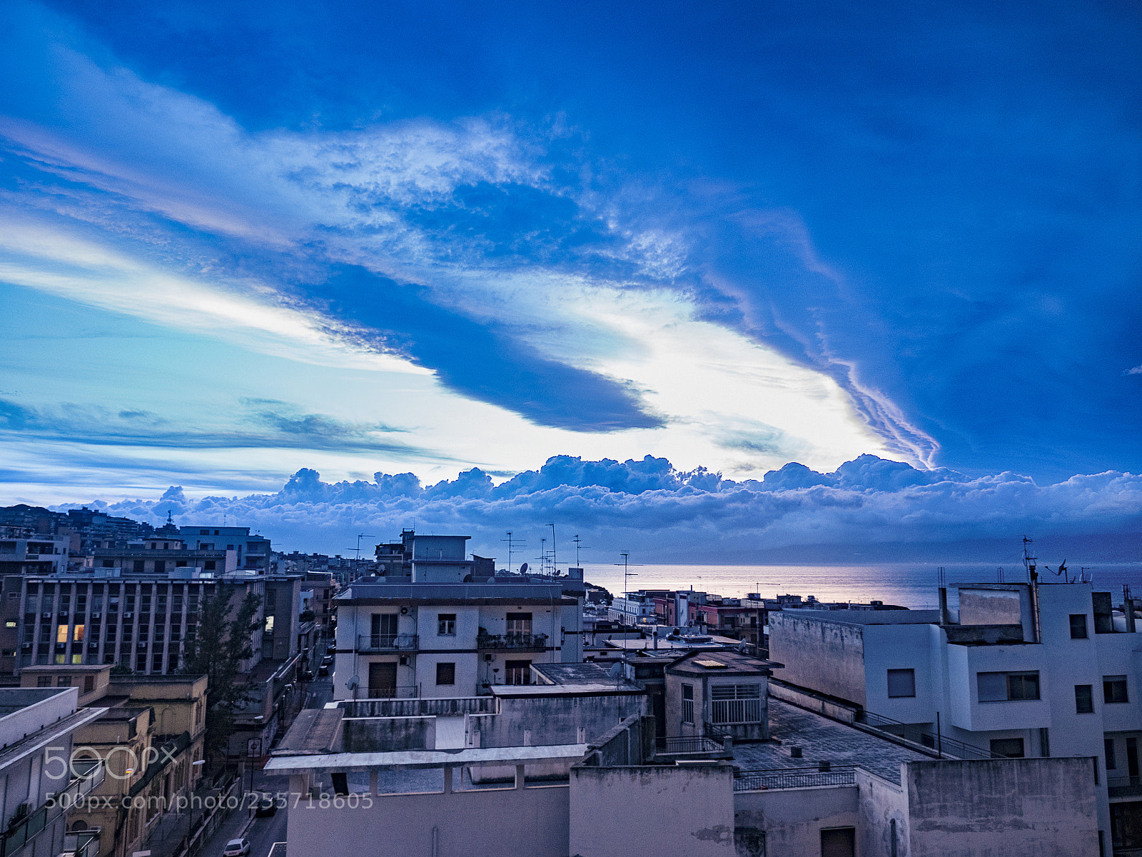 Panasonic Lumix DMC-GH4 sample photo. B () photography