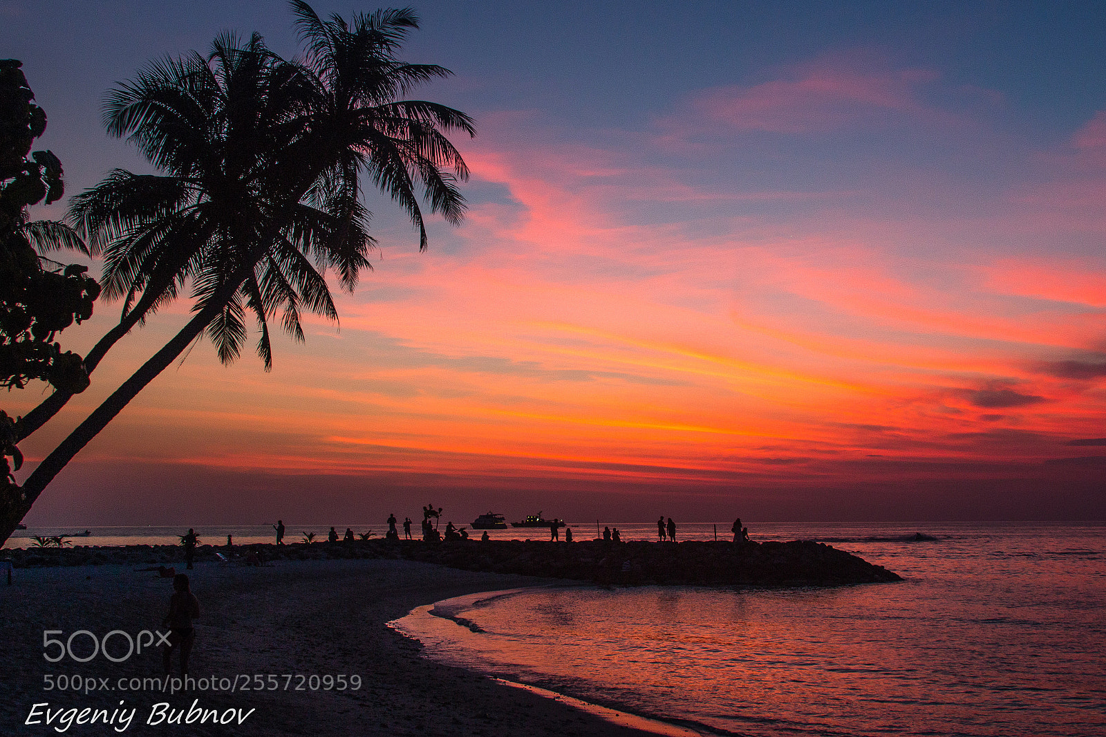 Canon EOS 70D sample photo. Sunset in the maldives photography