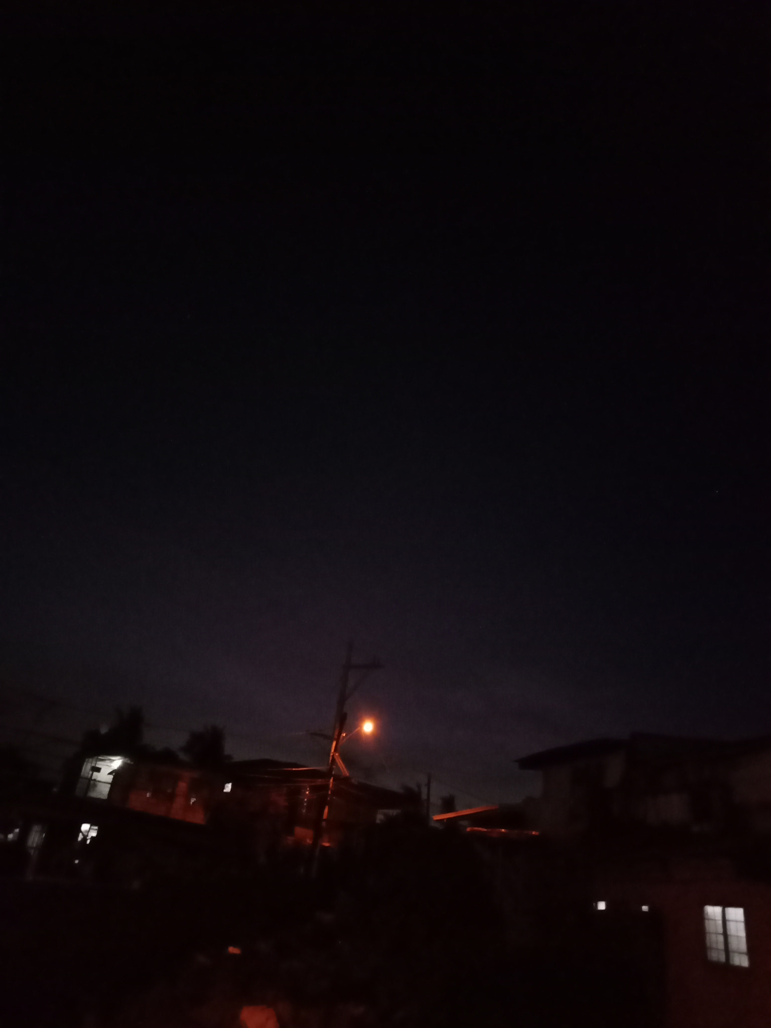 OPPO CPH1729 sample photo. Night view on a post photography