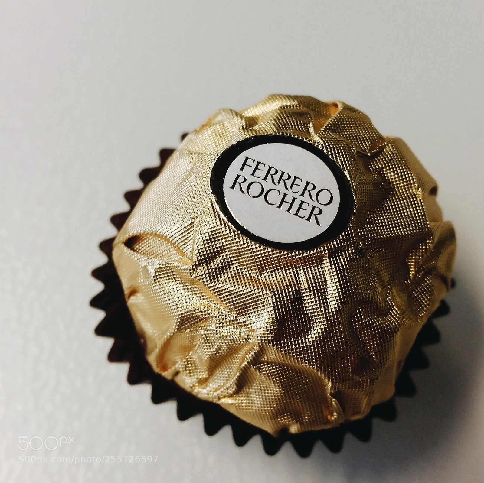 Samsung Galaxy S5 sample photo. Ferrero rocher photography