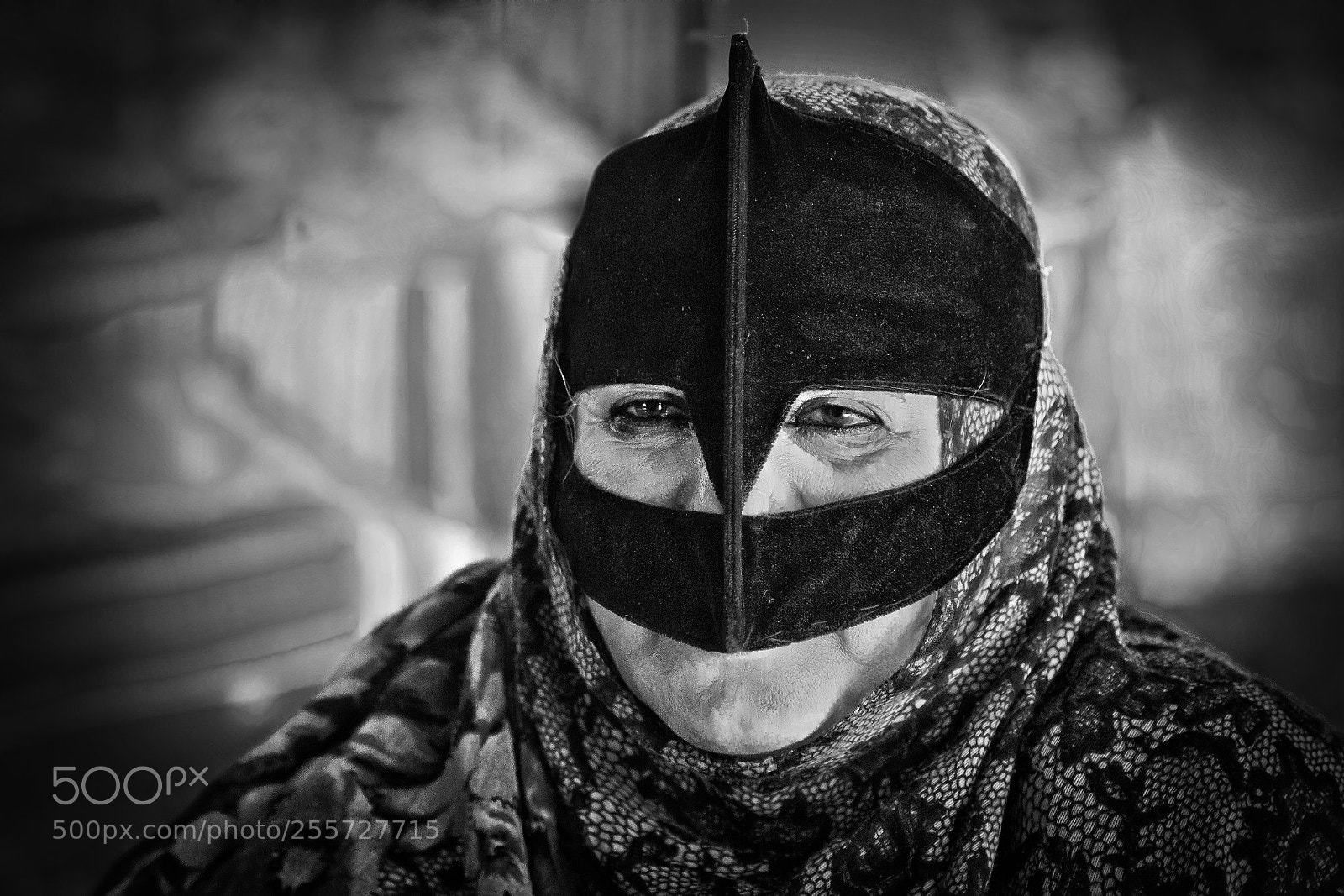 Canon EOS 5D Mark IV sample photo. Bedouin woman in wahiba photography