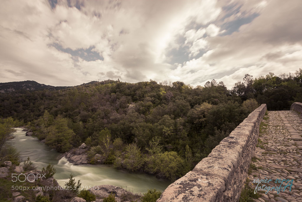 Canon EOS 70D sample photo. Puente medieval photography