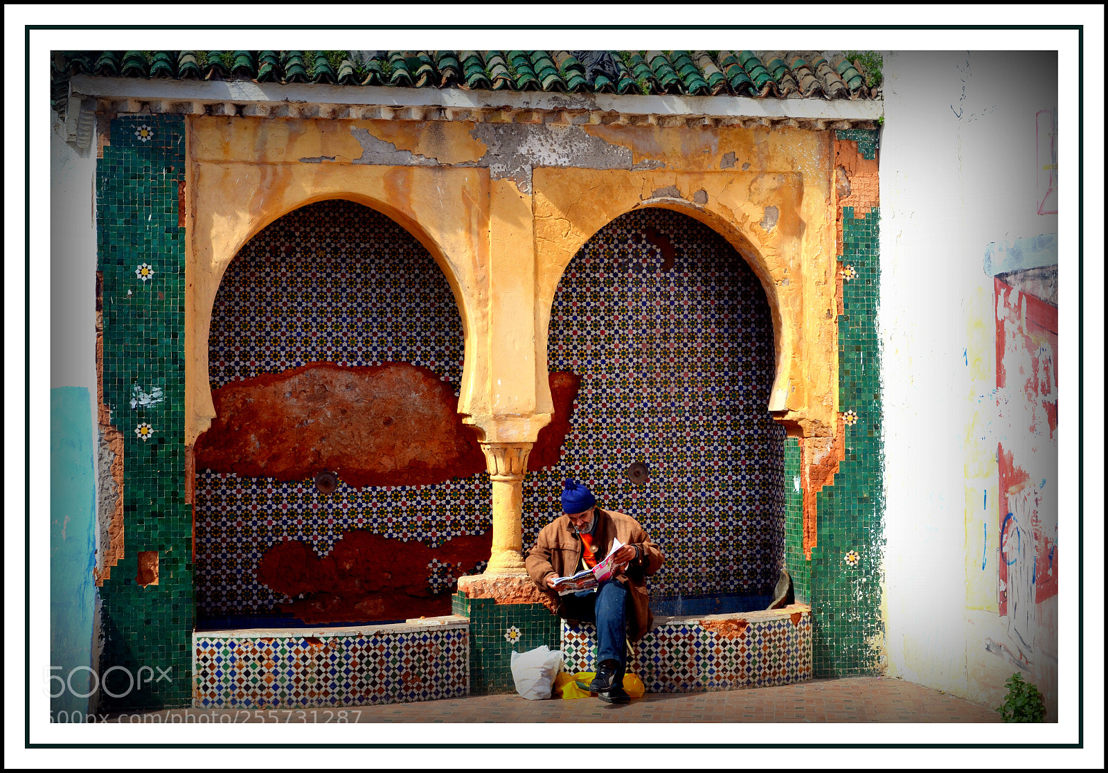 Nikon D7000 sample photo. The reader. photography