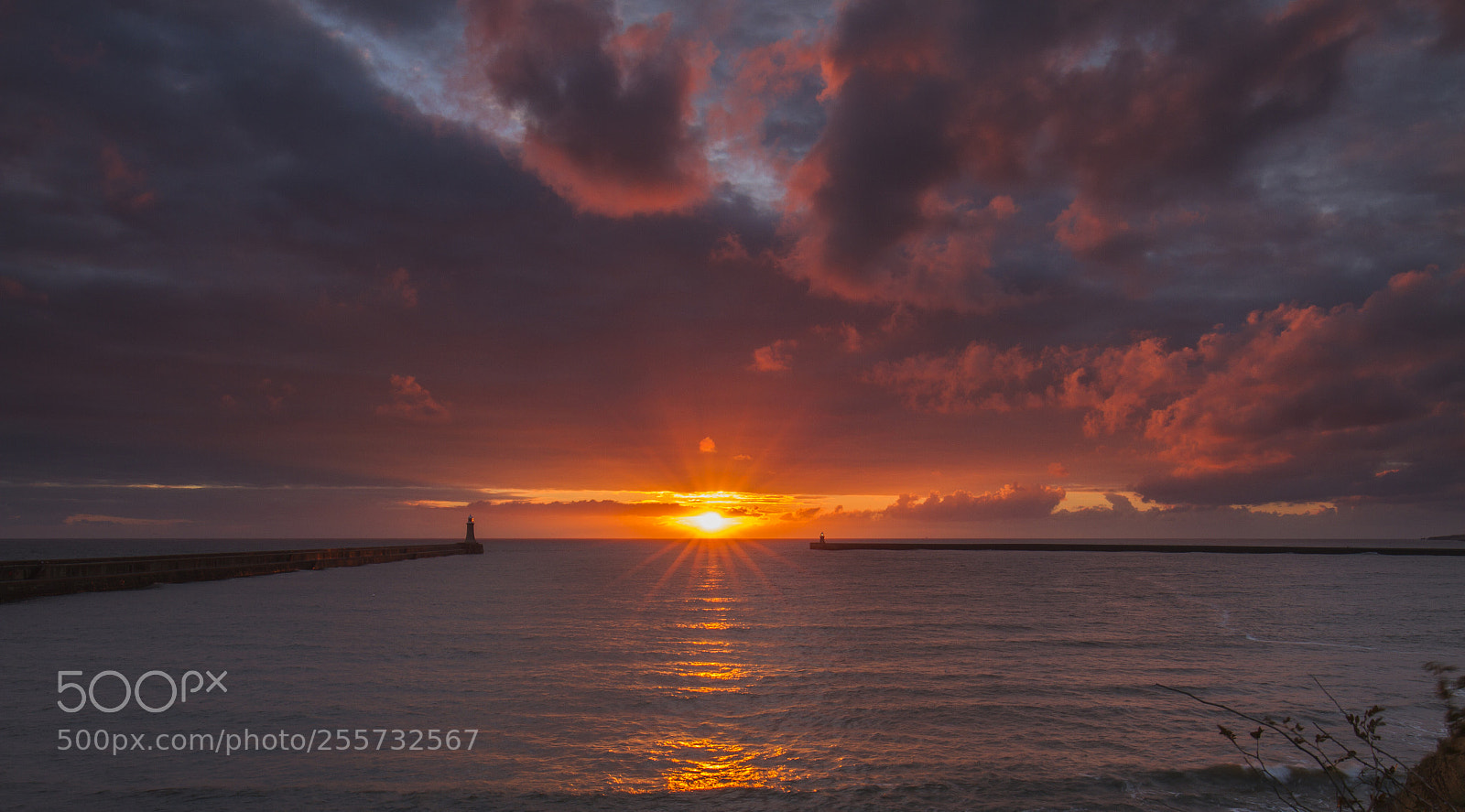 Canon EOS 7D sample photo. Tynemouth sunrise photography