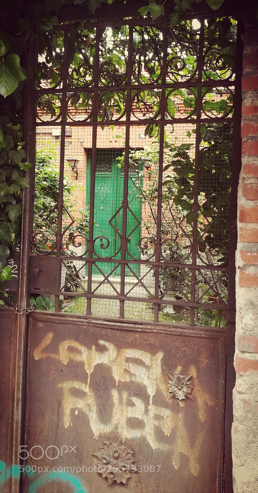 HUAWEI PRA-LX1 sample photo. La puerta al pasado photography