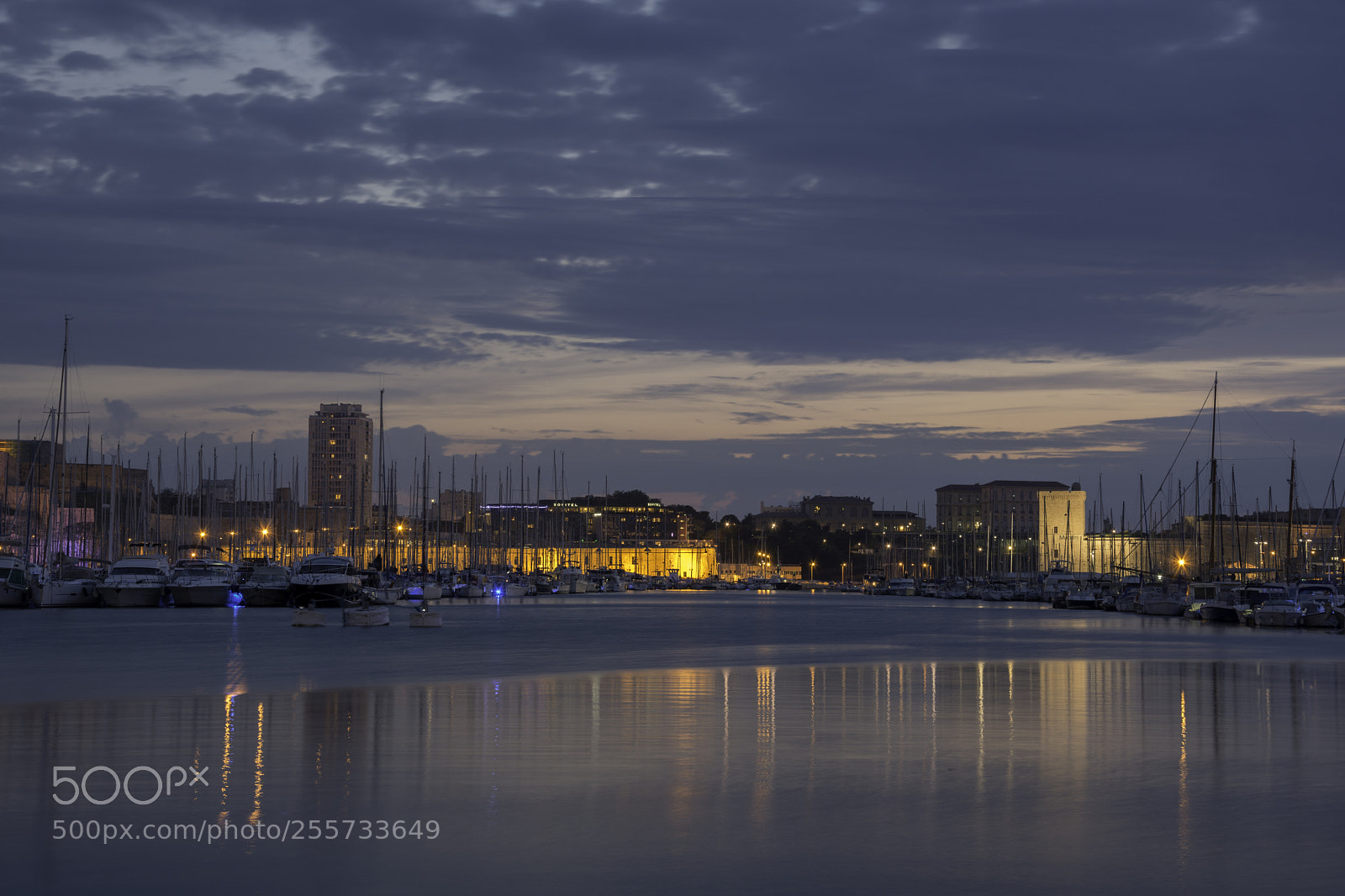 Nikon D7200 sample photo. Le vieux port photography