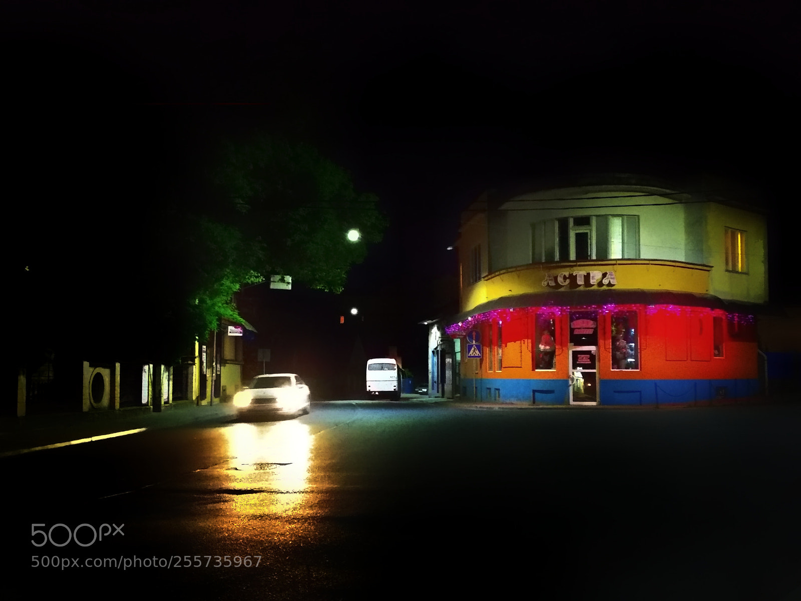 Xiaomi Mi A1 sample photo. Night uzhhorod photography