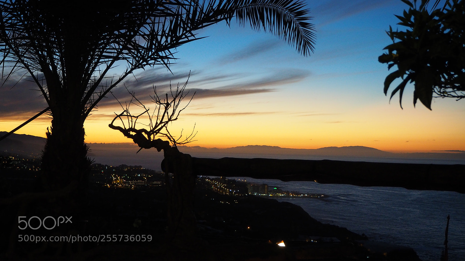Olympus OM-D E-M10 II sample photo. Sunset @ sunsetbar 290 in tenerife photography