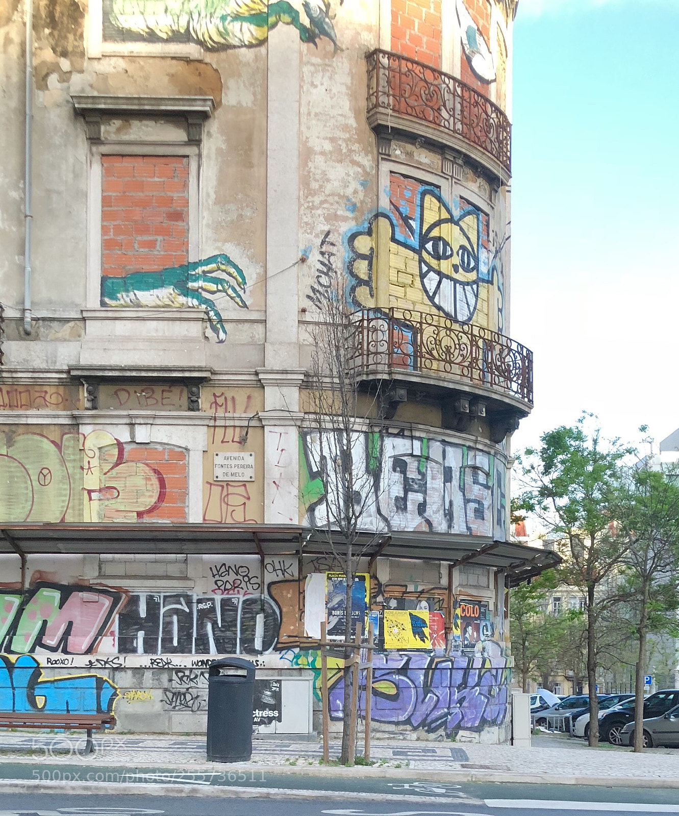 Apple iPhone 8 Plus sample photo. Graffiti is art  photography