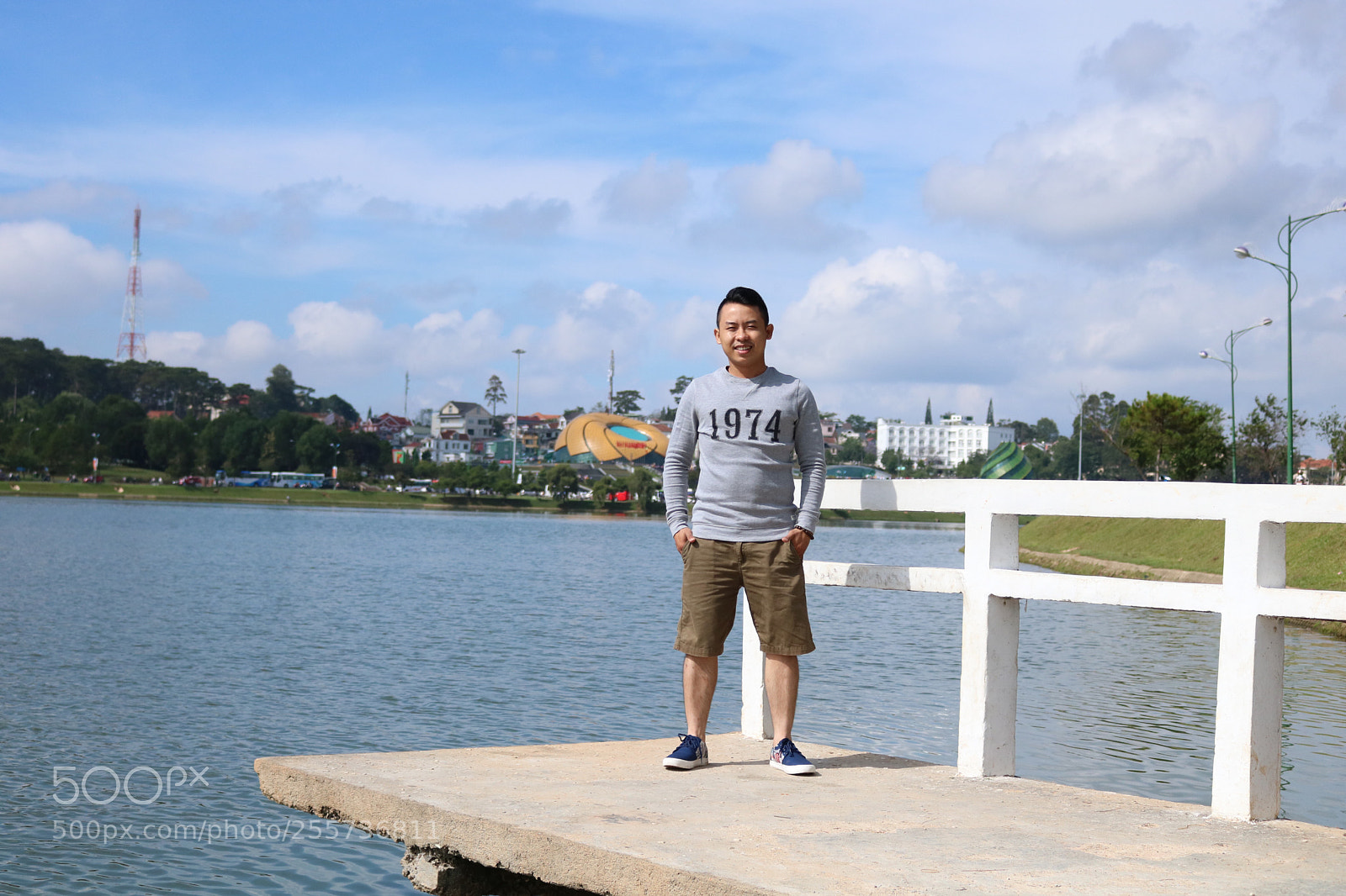 Canon EOS 750D (EOS Rebel T6i / EOS Kiss X8i) sample photo. #somewhere photography