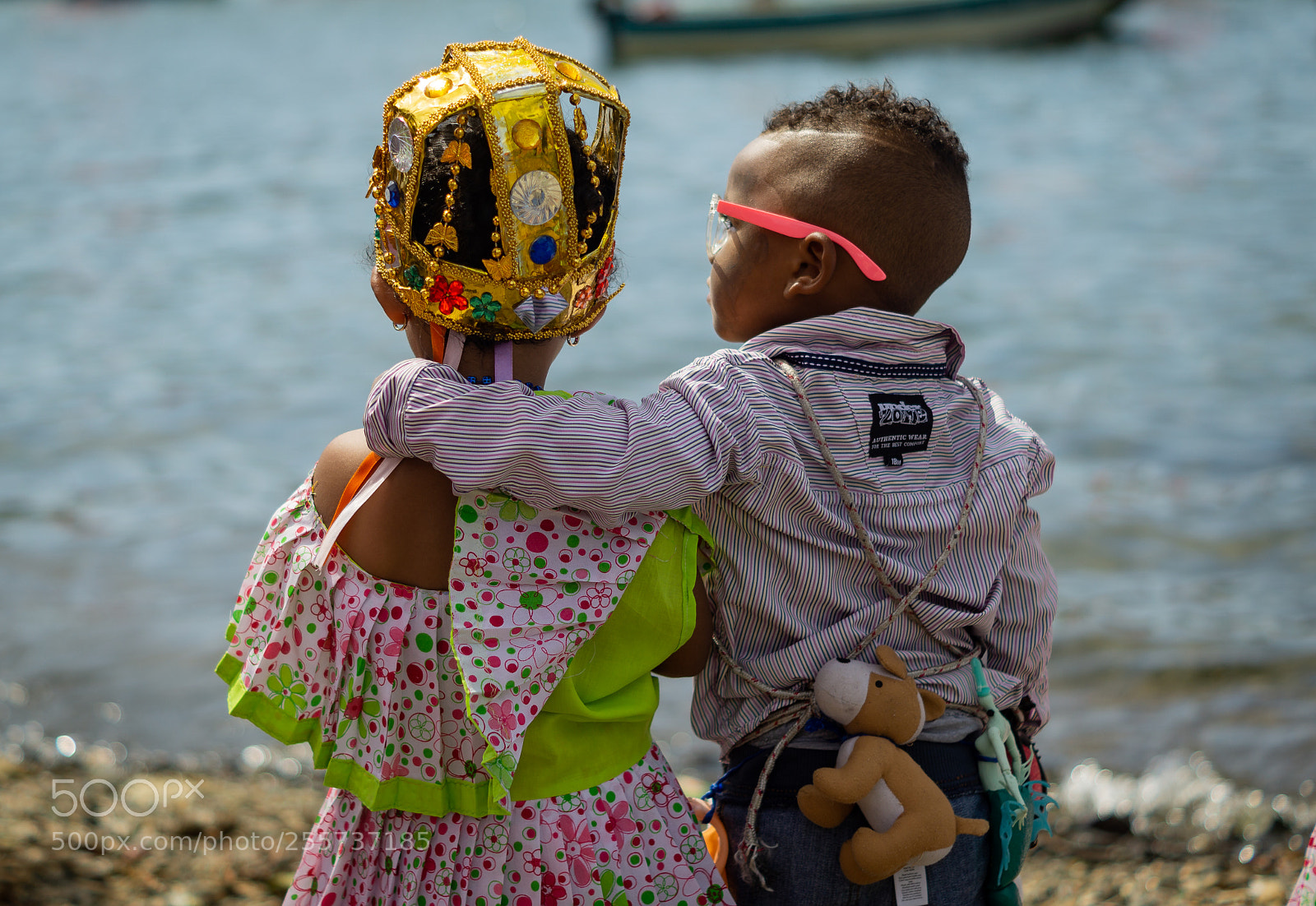 Sony a6000 sample photo. Friendship photography
