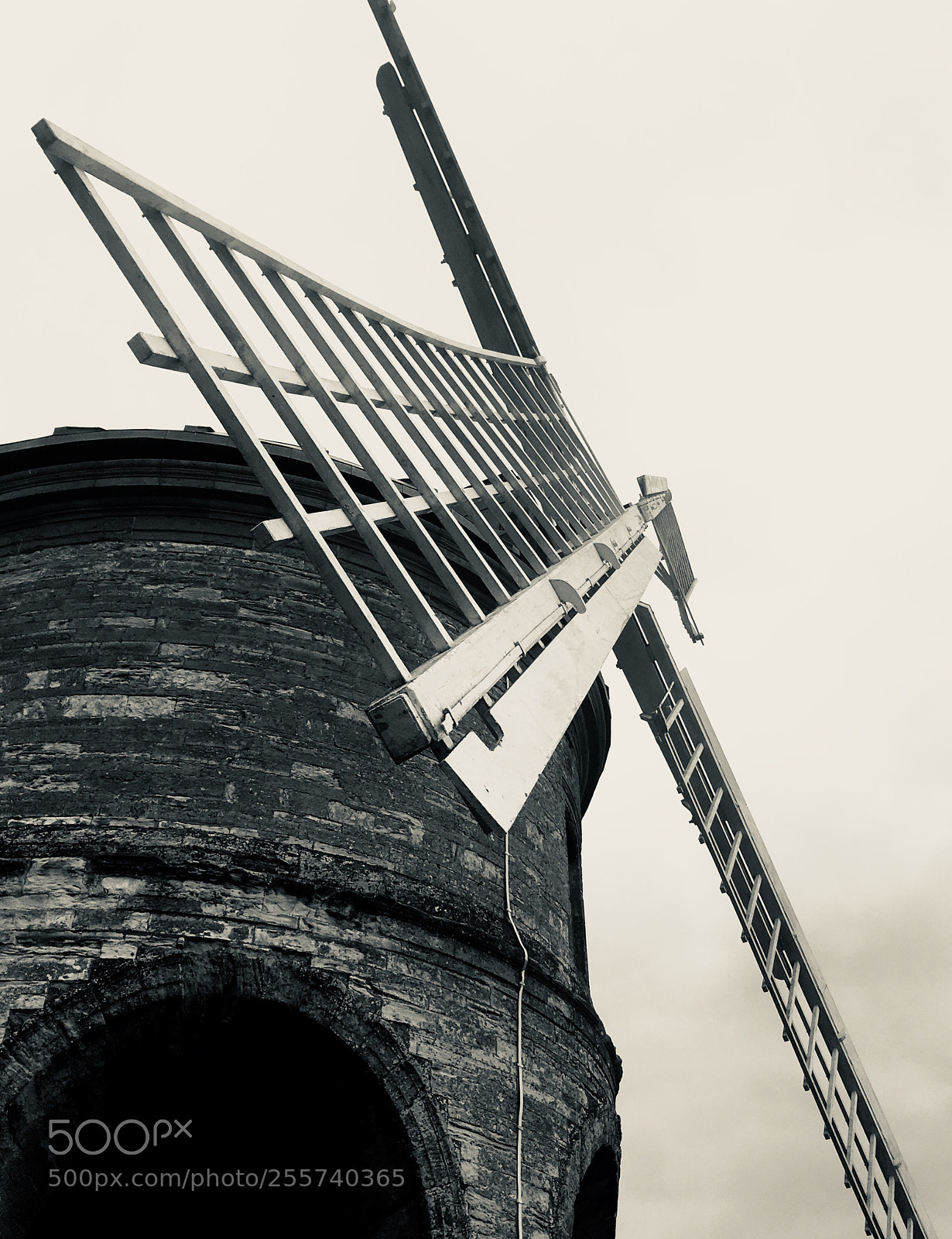 Apple iPhone SE sample photo. Chesterton windmill photography