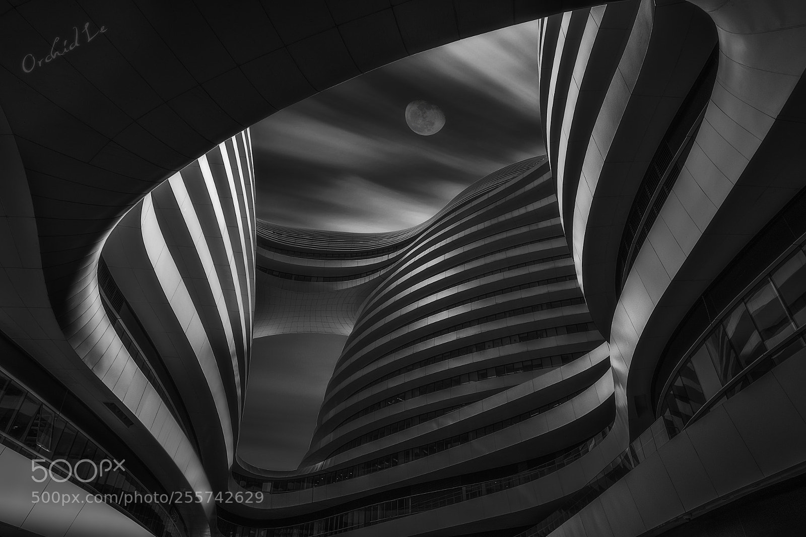 Fujifilm X-E2 sample photo. Everything will flow -construction photography