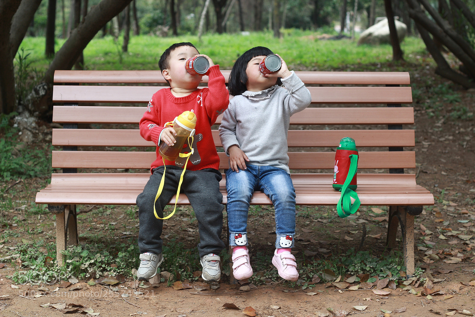 Canon EOS 600D (Rebel EOS T3i / EOS Kiss X5) sample photo. Drink the milk photography